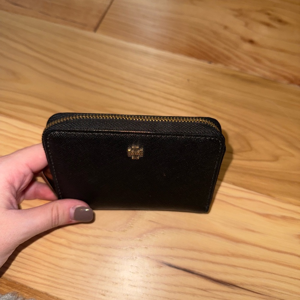 Black Tory Birch Leather Wallet - Picture 5 of 6